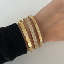 Load image into Gallery viewer, Five Line Pave Bangle