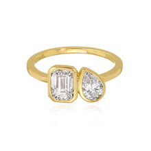 Load image into Gallery viewer, Two Bezel Lab Diamonds Gold Ring
