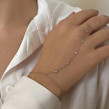 Load image into Gallery viewer, Five Round Bezel Diamond Hand Chain