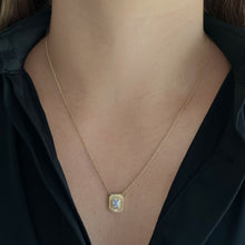 Load image into Gallery viewer, Fluted Bezel Diamond Necklace