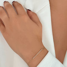 Load image into Gallery viewer, Diamond Bar Bracelet