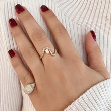 Load image into Gallery viewer, Pave Signet Ring