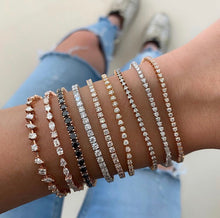 Load image into Gallery viewer, Classic Diamond Tennis Bracelet 7cts