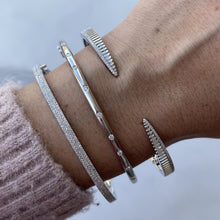 Load image into Gallery viewer, Three Line Pave Bangle