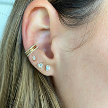 Load image into Gallery viewer, Medium Solitaire Diamond Stud (Single)