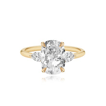 Load image into Gallery viewer, Diamond Gold Pear Side Stones Engagement Ring