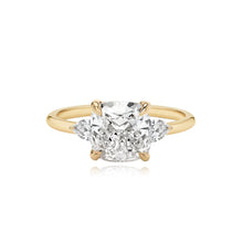 Load image into Gallery viewer, Diamond Gold Pear Side Stones Engagement Ring
