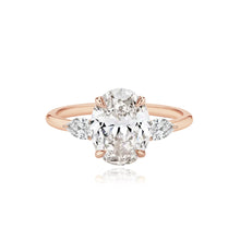 Load image into Gallery viewer, Diamond Gold Pear Side Stones Engagement Ring