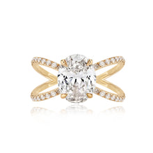 Load image into Gallery viewer, Diamond Reverse Split Shank Pave Band Engagement Ring
