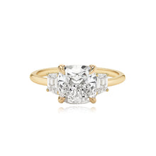 Load image into Gallery viewer, Diamond Trapezoid Side Stones Gold Band Engagement Ring