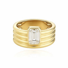 Load image into Gallery viewer, Ribbed Gold Solitaire Lab Diamond Ring