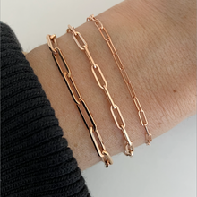 Load image into Gallery viewer, Small Paperclip Bracelet