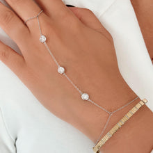 Load image into Gallery viewer, Slim Fluted Pave Bangle