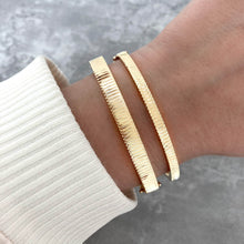 Load image into Gallery viewer, Fluted Gold Bangle