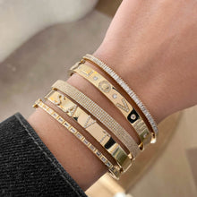 Load image into Gallery viewer, Thin Bezel Baguette Bangle