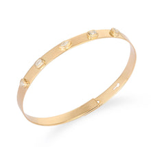 Load image into Gallery viewer, Solitaire Multi Shape Diamonds Clip On Bangle