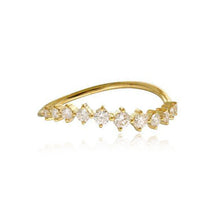 Load image into Gallery viewer, Wavy Four Prong Round Diamond Ring
