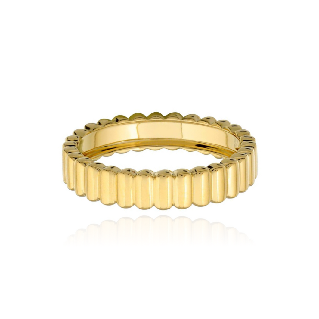 Thin Striped Gold Ring