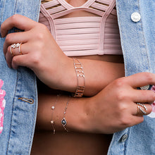 Load image into Gallery viewer, Dangling Star Bracelet

