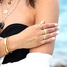 Load image into Gallery viewer, Five Bezel Multi Shape Diamond Hand Chain
