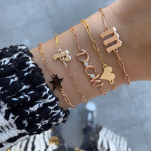 Load image into Gallery viewer, Engravable Gold Heart Bracelet
