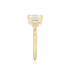 Diamond Trapezoid Side Stones Engagement Ring