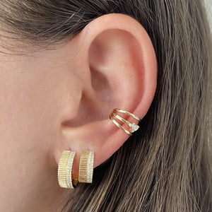 Fluted Side Pave Huggies