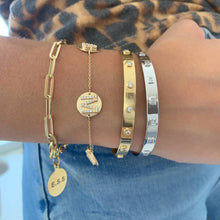 Load image into Gallery viewer, Thick Paperclip and Small Disc Charm Bracelet
