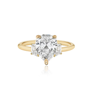 Diamond Trapezoid Side Stones Gold Band Engagement Ring