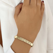 Load image into Gallery viewer, Personalized Three Dimensional Diamond Bangle
