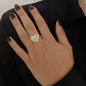 Ribbed Pave Heart Ring
