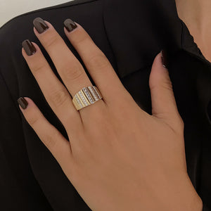 Ribbed Pave Thick Ring