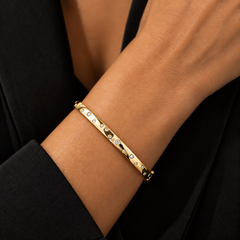 Scattered Diamonds Dome Bangle
