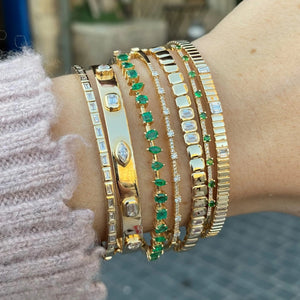 Seven Emerald Diamond Golden Bracelet