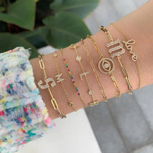 Load image into Gallery viewer, Small Paperclip Bracelet
