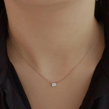 Load image into Gallery viewer, Small Solitaire Diamond Necklace
