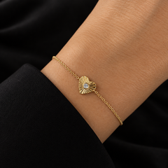 Striped Heart Center Diamond Bracelet