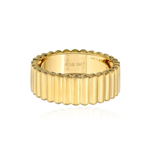 Load image into Gallery viewer, Striped Gold Ring
