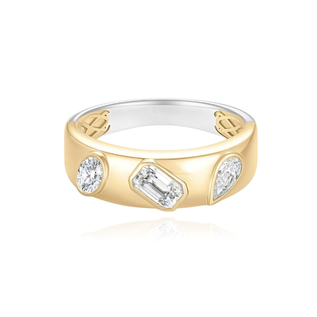 Three Lab diamonds Gold Ring