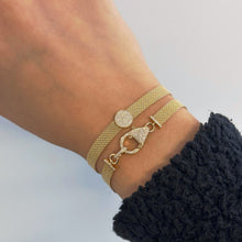Load image into Gallery viewer, Gold Mesh Chain Diamond Clasp Bracelet
