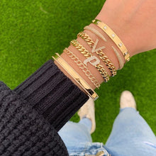 Load image into Gallery viewer, Pave Claw Bangle
