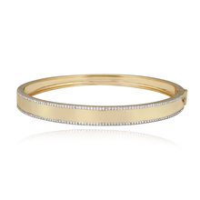Load image into Gallery viewer, Diamond Border All Around Bangle
