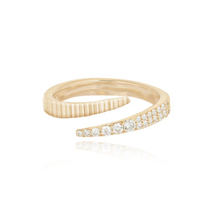 Fluted Swirl Gold and Pave Ring