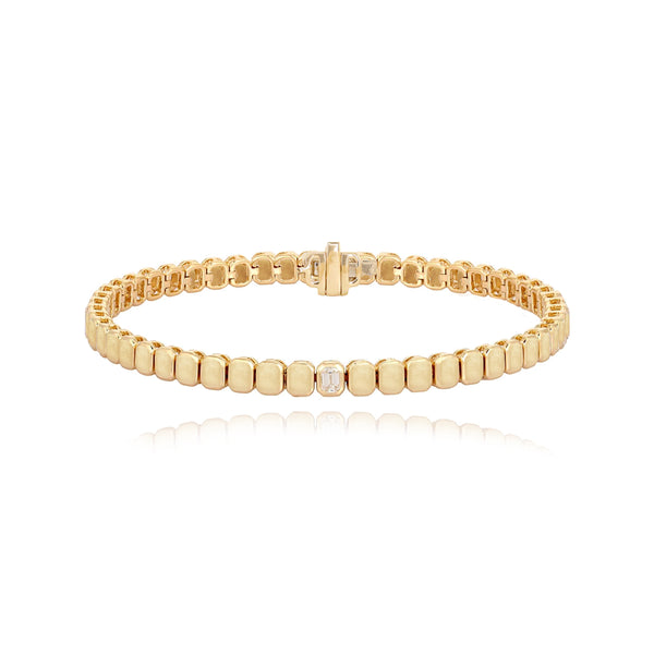 Emerald Cut Diamond Golden Bracelet in 14k gold, elegant fine jewelry for luxury styling