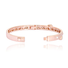 Load image into Gallery viewer, Scattered Bezel Solitaire Diamonds Bangle
