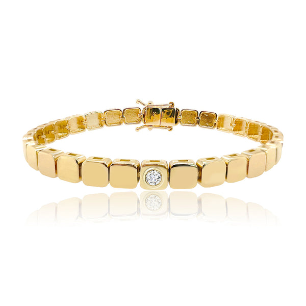 Large golden square solitaire diamond bracelet in 14k gold, chic and refined luxury jewelry