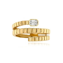 Load image into Gallery viewer, Golden Swirl Striped Diamond Ring
