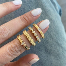 Load image into Gallery viewer, Thin Striped Gold Ring
