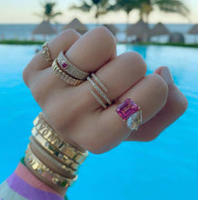 Load image into Gallery viewer, Swirl Diamond Pave Ring
